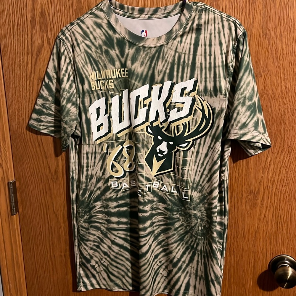 Men's Bucks T-shirt Small